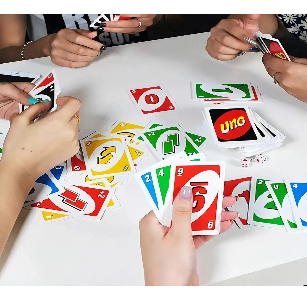 Uno Juego De Cartas Clasico - Diversión Para Toda La Familia
