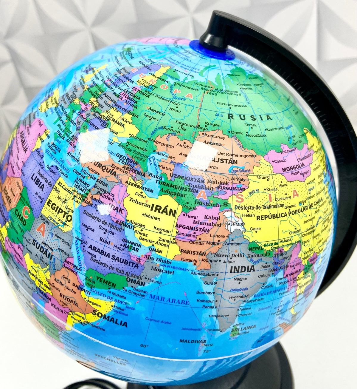 Globo Terraqueo Giratorio Con Base 20cm Mapa Mundi C/luz